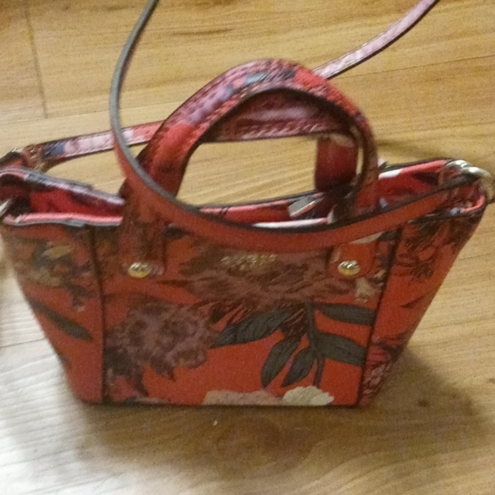 Guess small purse